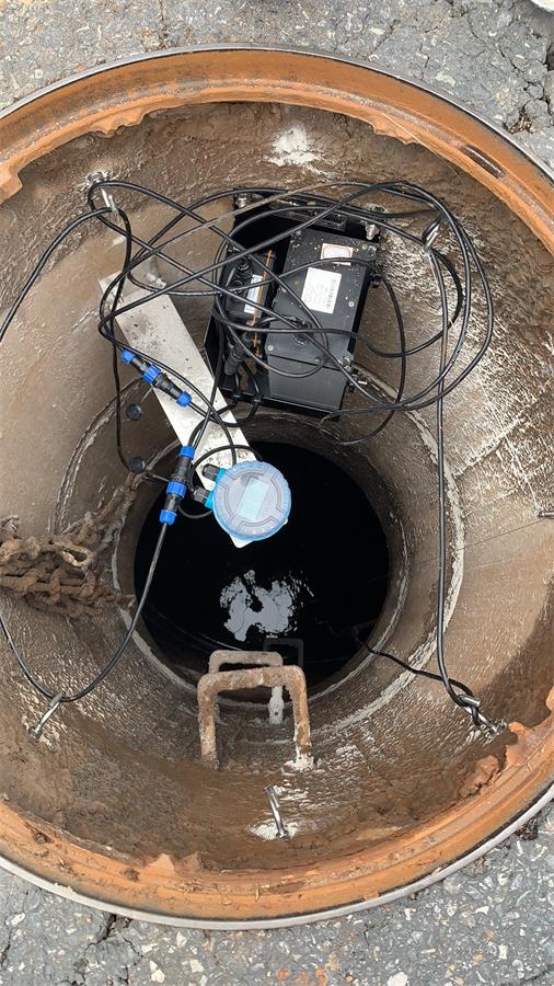 ���̰���